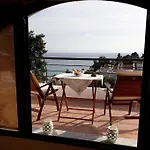 Villa Leaf & Sea