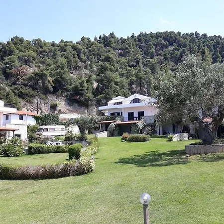 Leaf & Sea Villa