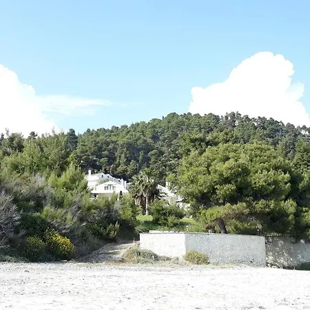 Leaf & Sea Villa Kalandra
