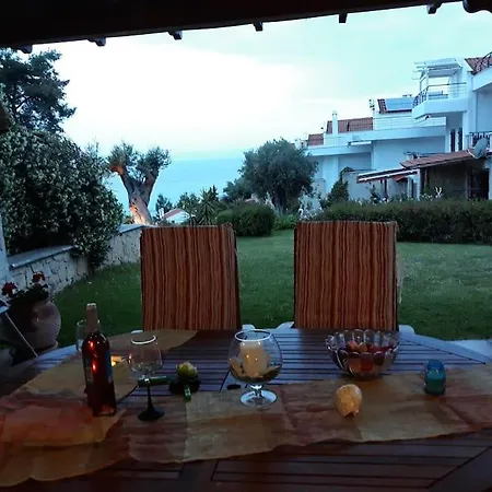 Leaf & Sea Villa